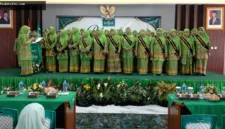 Suasana prosesi pelantikan pengurus PC Muslimat NU Kota Semarang periode 2026-2031 di gedung PCNU Kota Semarang, Minggu (6/9/2026).
