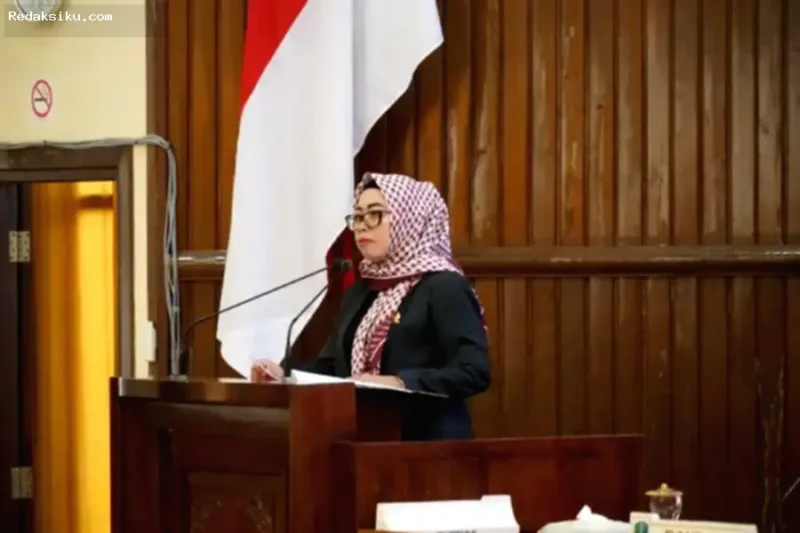 Suasana rapat paripurna di gedung DPRD Kabupaten Magetan terkait pembahasan P-APBD tahun 2026.