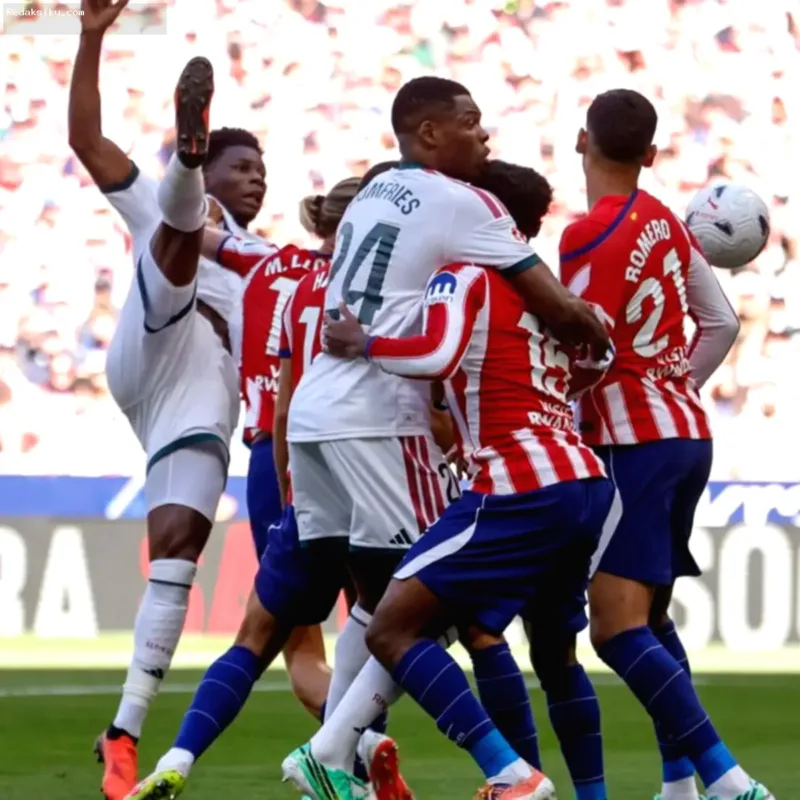 Pau Quesada Bawa Real — Pelatih Real Madrid Pau Quesada memasang target semifinal UWCL 2026/2027.