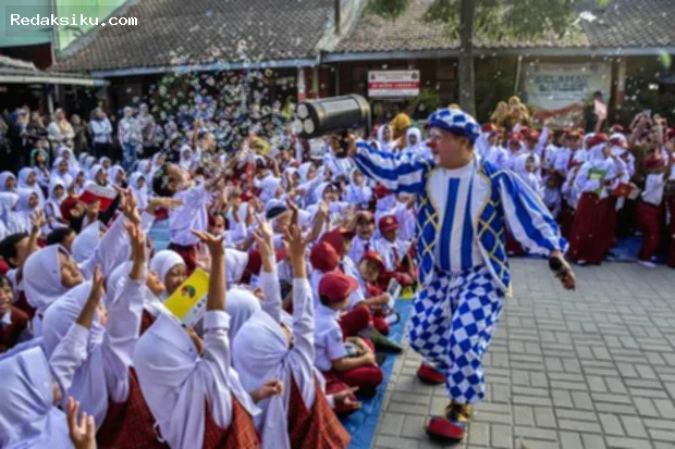 Skor PISA 2025: Indonesia Peringkat 73, Tertinggal dari Tetangga