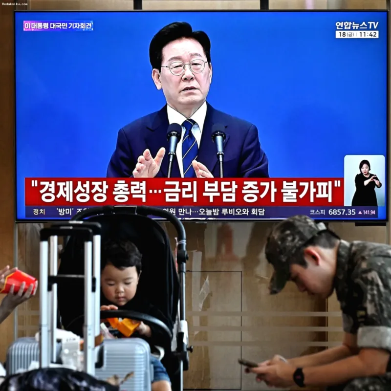 Presiden Lee Jae Myung — Presiden Korea Selatan Lee Jae Myung memberikan pernyataan resmi terkait penolakan pengiriman pasukan ke Iran.