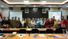 Dekranasda Bojonegoro menjalin kemitraan dengan Universitas Brawijaya untuk meningkatkan daya saing UMKM lokal.