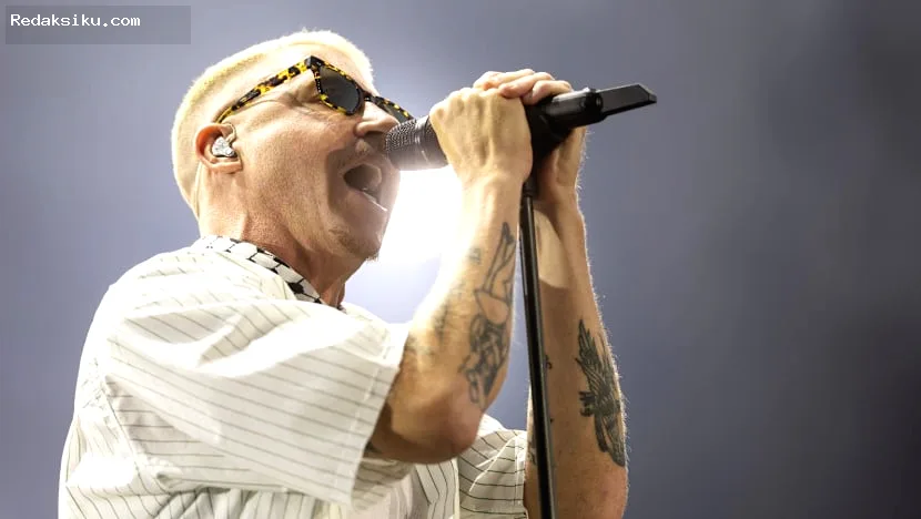 Macklemore Donasikan Rp17,7 Miliar dari Tur Ed Sheeran untuk Palestina Macklemore Donasikan Rp17,7 Miliar dari Tur Ed Sheeran untuk Palestina