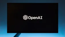 OpenAI dan Anthropic merundingkan kerja sama untuk saling menguji ketahanan sistem AI demi keamanan publik.