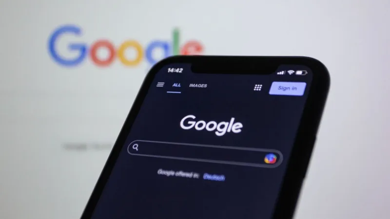 John Mueller memberikan penjelasan mengenai perhitungan posisi rata-rata di Google AI Mode.