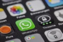 WhatsApp mulai menguji coba fitur agen AI pihak ketiga pada perangkat iOS untuk meningkatkan produktivitas pengguna.