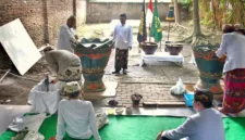 Bupati Demak, dr. Hj. Eisti’anah, menekankan bahwa teknologi AI berfungsi sebagai alat bantu pembelajaran, bukan pengganti guru.