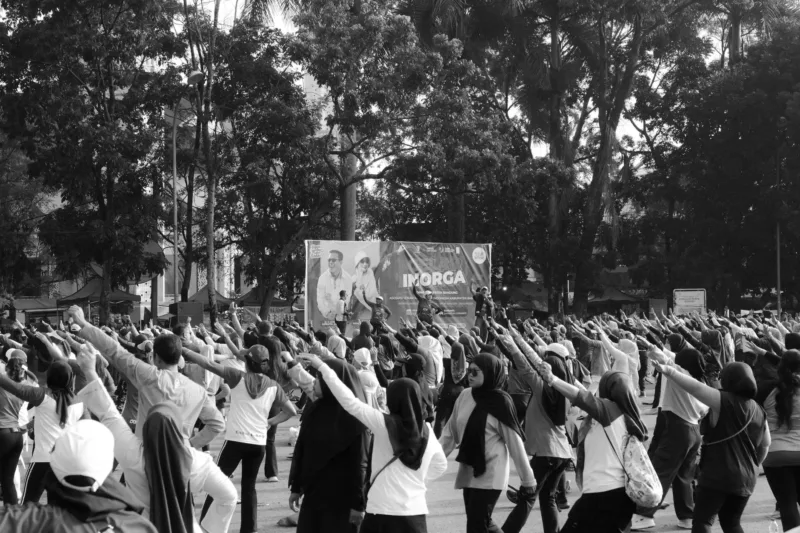 Anak-anak mengikuti kegiatan belajar interaktif bersama Komunitas Berbakti di Bulu Lor Semarang