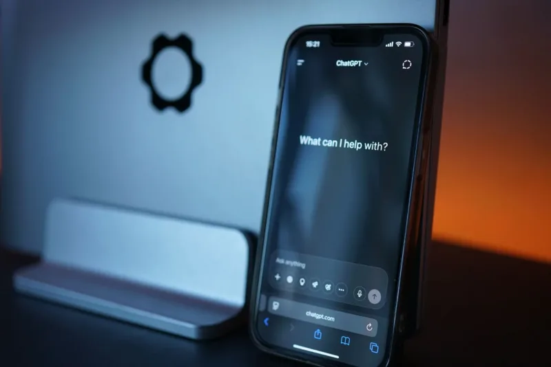 Klaim Ganti Rugi Siri — Situs resmi klaim ganti rugi sengketa kecerdasan buatan Siri Apple senilai USD 250 juta di layar iPhone.