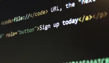 URL Inspection Tool di Google Search Console membantu memeriksa status indeks halaman web secara langsung.