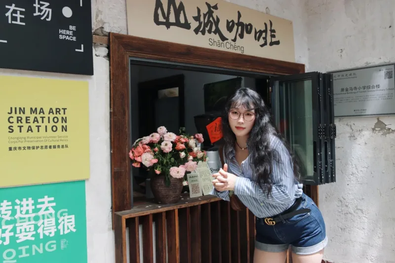 Cheng Lei Sapa — Aktor China Cheng Lei menyapa penggemar di acara iQIYI Starship di Jakarta.
