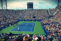 Perjalanan Karier Alexander Zverev — Petenis Jerman Alexander Zverev mengangkat trofi kemenangan French Open di Paris.