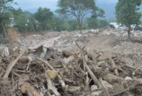 Sekda Sumedang Tuti Ruswati memimpin rapat koordinasi mitigasi bencana musim hujan.