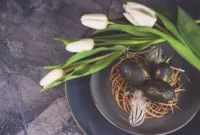 Easter Eggs Marvel's Wolverine — Ilustrasi latar belakang game Marvel's Wolverine yang penuh referensi komik klasik