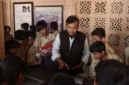 Narendra Modi mengenang masa kecilnya di Vadnagar melalui cerita sahabat lamanya.