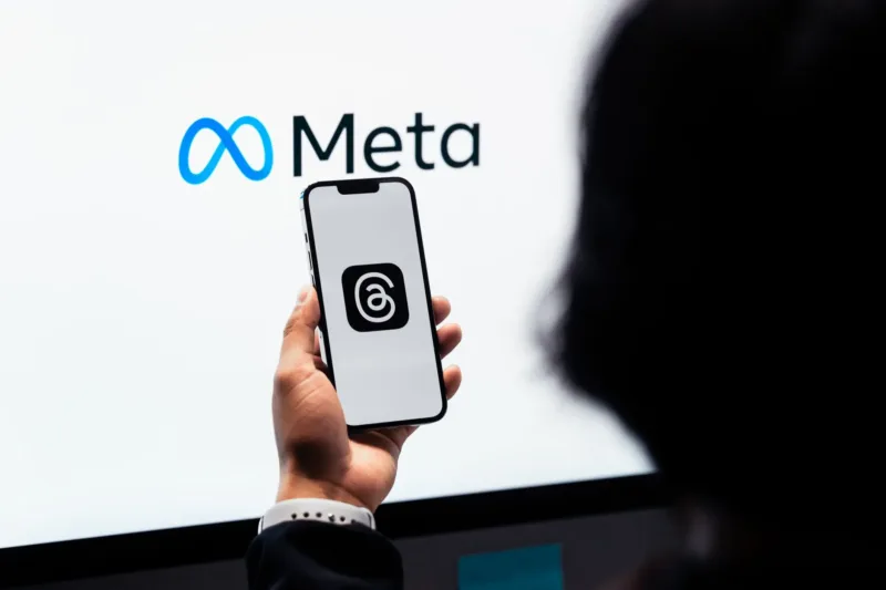 Meta Hadirkan Agen AI — Antarmuka WhatsApp Business yang menampilkan fitur agen AI baru dari Meta untuk layanan pelanggan.