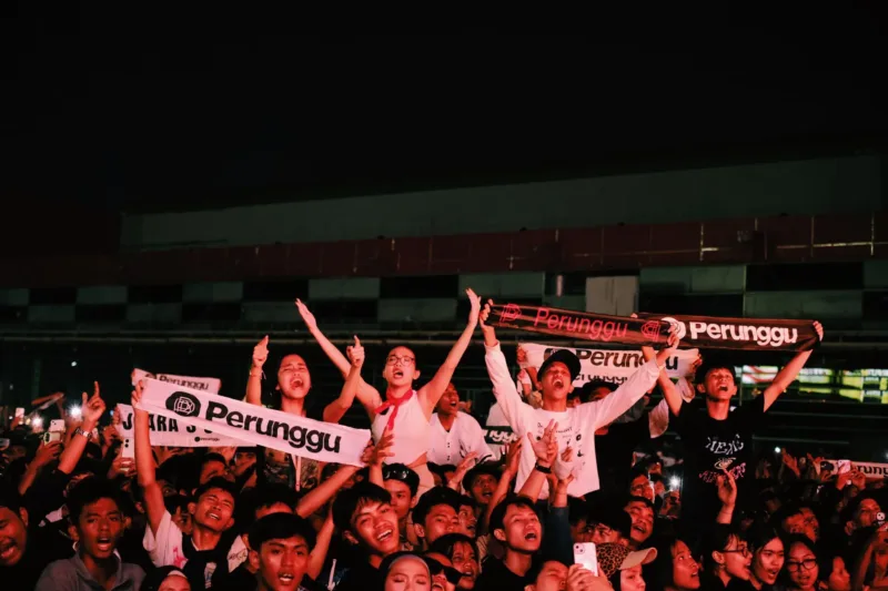 Konser Live — Panggung konser Ye Live Jakarta 2026 yang dijadwalkan hadirkan penonton dari berbagai negara