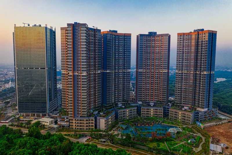 peluang bisnis — Kawasan kota mandiri Paramount Petals yang memadukan hunian modern dan fasilitas komersial di Tangerang