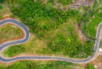 Massa SIMPUL Sukabumi berunjuk rasa di depan kantor Dinas Pekerjaan Umum Kabupaten Sukabumi.