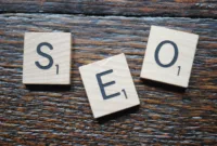 Panduan SEO — Ilustrasi penerapan infinite scrolling pada situs web dan tantangan optimasi mesin pencari