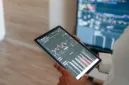 Perusahaan di Indonesia menghadapi tantangan dalam menjaga kedaulatan data di tengah adopsi teknologi komputasi awan.