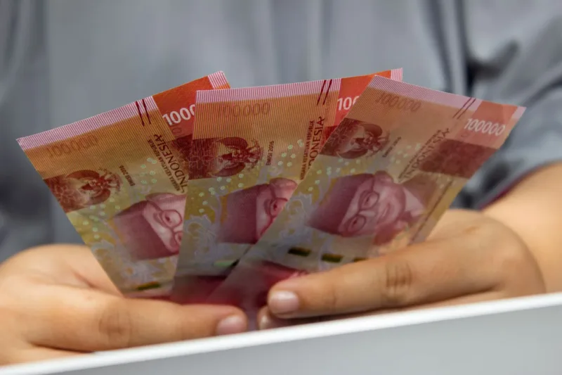 defisit APBN — Grafik laporan APBN Indonesia per Agustus 2026 yang menunjukkan defisit 0,93% PDB dan surplus primer Rp154 triliun.