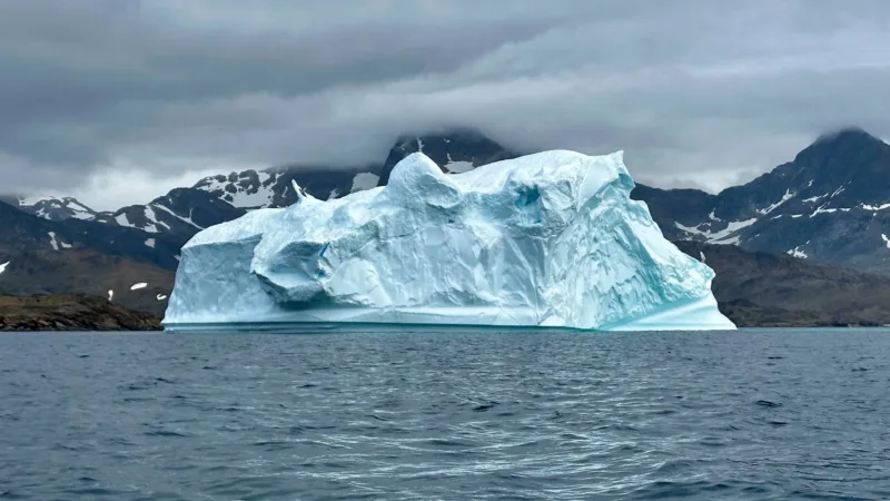 Kesepakatan Keamanan Greenland — Donald Trump mengumumkan kesepakatan keamanan strategis untuk Greenland melalui media sosial.