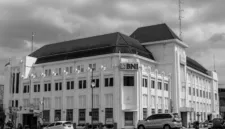 BNI Sekuritas memperkuat jaringan kantor cabang fisik guna mengimbangi penetrasi platform investasi digital.