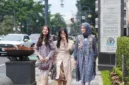 Koleksi busana sarimbit bertema Tahta Pesona Raya resmi diperkenalkan dalam acara puncak GRANDE 2027 di Bandung.
