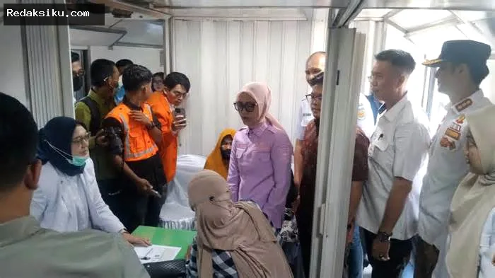 HUT ke-81 PT KAI: Rail Clinic Berikan Pengobatan Gratis di Lahat HUT ke-81 PT KAI: Rail Clinic Berikan Pengobatan Gratis di Lahat